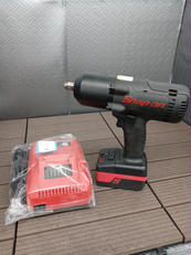 充電式インパクトレンチ|SNAP-ON