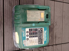 充電器|MAKITA