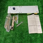 フロアヒンジ|日本ドアーチェック製造株式会社