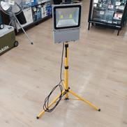 スタンドライト|不明