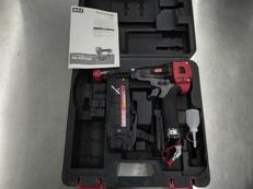 フロアネイラ|MAX