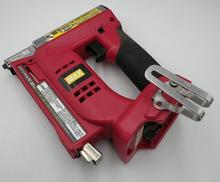 充電式タッカー|MAX