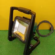 充電式LEDスタンドライト|MAKITA