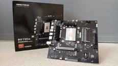 CPU内蔵マザーボード|MINIS FORUM