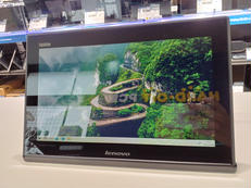 タッチスクリーンモニター|LENOVO