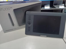 ペンタブレット|WACOM