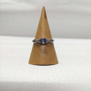 K18WG石付きリング|K18WG