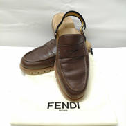 ストラップサンダルレザーローファー|FENDI
