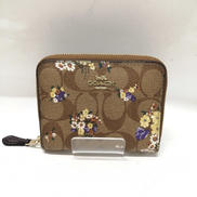 ラウンドファスナー二つ折り財布|COACH