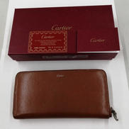 ラウンドファスナー財布|CARTIER