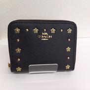 二つ折りミニ財布|COACH