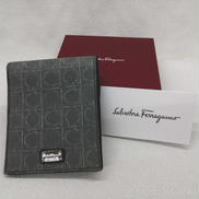 二つ折財布|FERRAGAMO