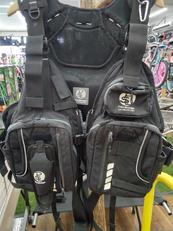 ライフジャケット|PAZDESIGN