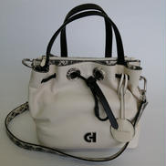 グランドアンビジョンスモールバケットバッグ|COLEHAAN