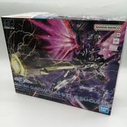 HG1/144 デスティニーガンダムSpecⅡ＆ゼウスシルエ|BANDAI