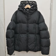 ダウンジャケット|MONCLER