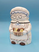 クッキーで有名なおばさん|-