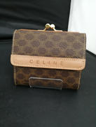 がま口二つ折り財布|CELINE