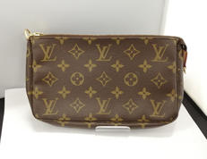 アクセソワールポーチ|LOUISVUITTON