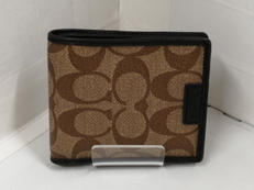 二つ折り財布|COACH