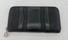 ビーゼロワン ロングウォレット|BVLGARI