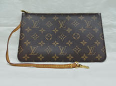 モノグラムポーチ|LOUISVUITTON