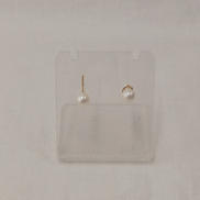 K18石付きピアス|