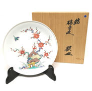 十四代 酒井田柿右衛門 錦梅鳥文額皿 共箱|柿右衛門