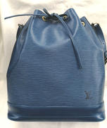 エピノエ　巾着型ショルダーバッグ　青|LOUIS VUITTON