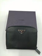 二つ折り財布|PRADA