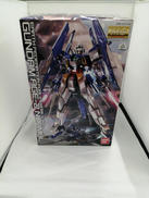 1/100スケール マスターグレードモデル|BANDAI