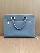 タイガ ポルトドキュマン スリム ブルーマリーヌ|LOUIS VUITTON