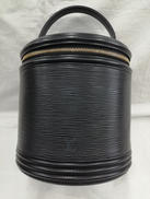 エピカンヌ ポーチ黒|LOUIS VUITTON