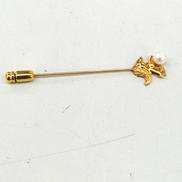 K18ブローチ　白石付き|-