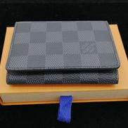 アンヴェロップ・カルトドゥヴィジット|LOUISVUITTON