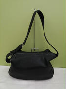 ショルダーバッグ|AGNIS B'