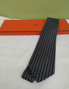 総柄ネクタイ|HERMES