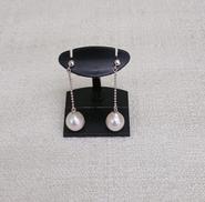 K18WG石付きピアス|宝石付きピアス
