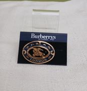 ホースロゴ ブローチ|BURBERRYS