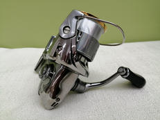 スピニングリール|SHIMANO