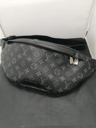 ディスカバリー・バムバッグ|LOUIS VUITTON