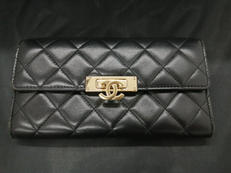 ココロックフラップ　ウォレット|CHANEL