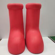 BIG RED BOOT アトムブーツ|MSCHF