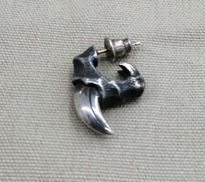 クロースタッドピアス|BLOODY MARY