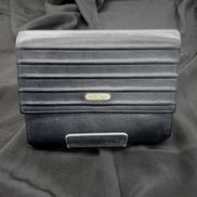 二つ折り財布|RIMOWA