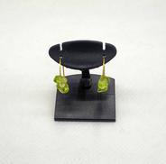 黄緑石フープピアス|K18