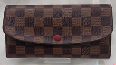 ポルトフォイユエミリー|LOUIS VUITTON