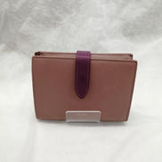 ミディアムストラップウォレット|CELINE