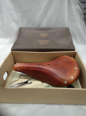 レザーサドル|BROOKS