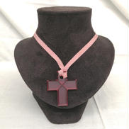 クリアクロスネックレス|BACCARAT